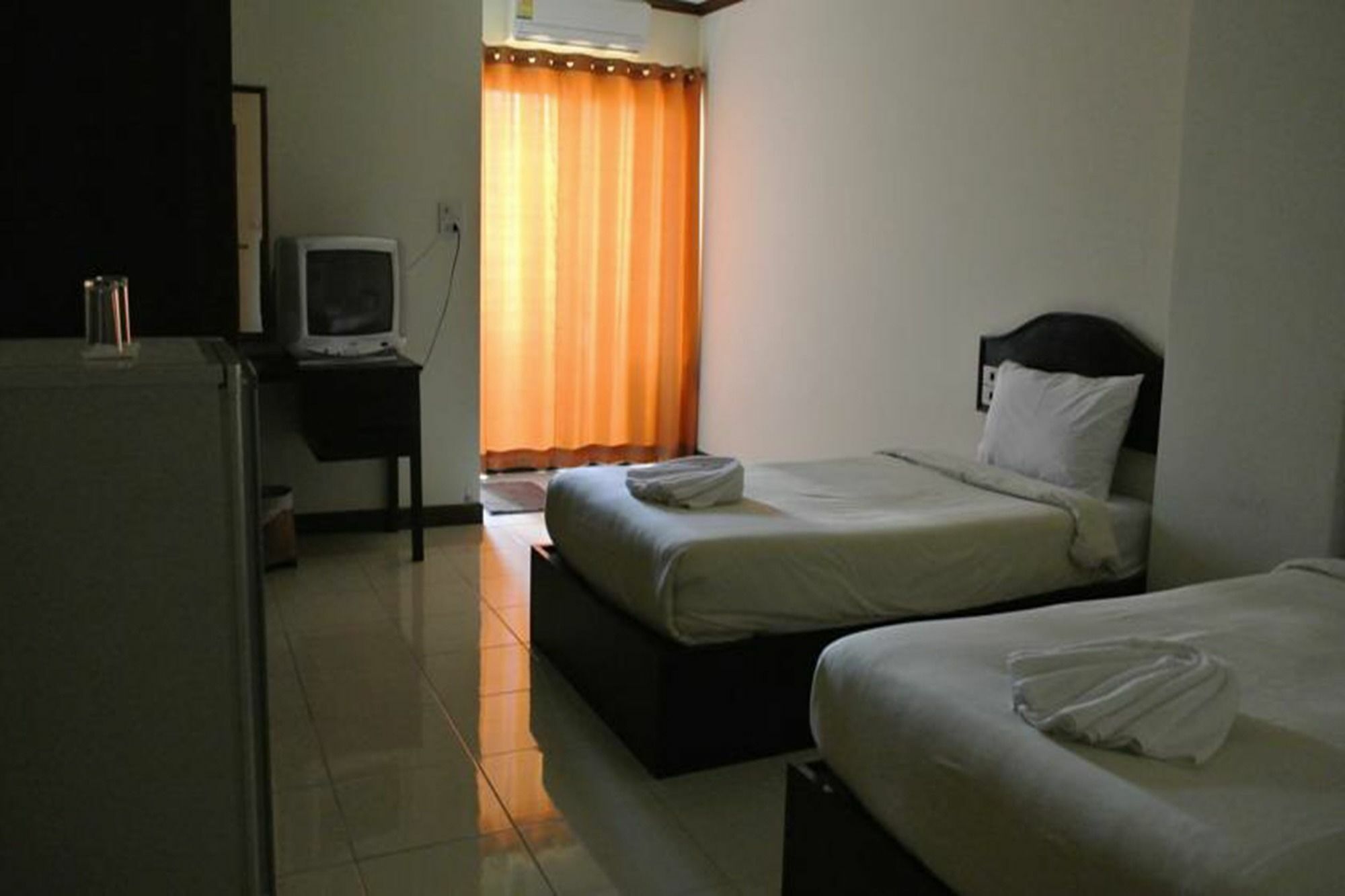 Bp Grand Hotel Chiang Mai Exteriör bild